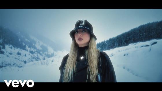 Aleyna Kalaycıoğlu Ağla