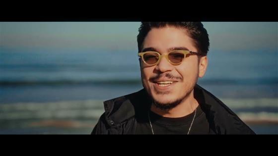 Yiğit Mahzuni Yana Döne